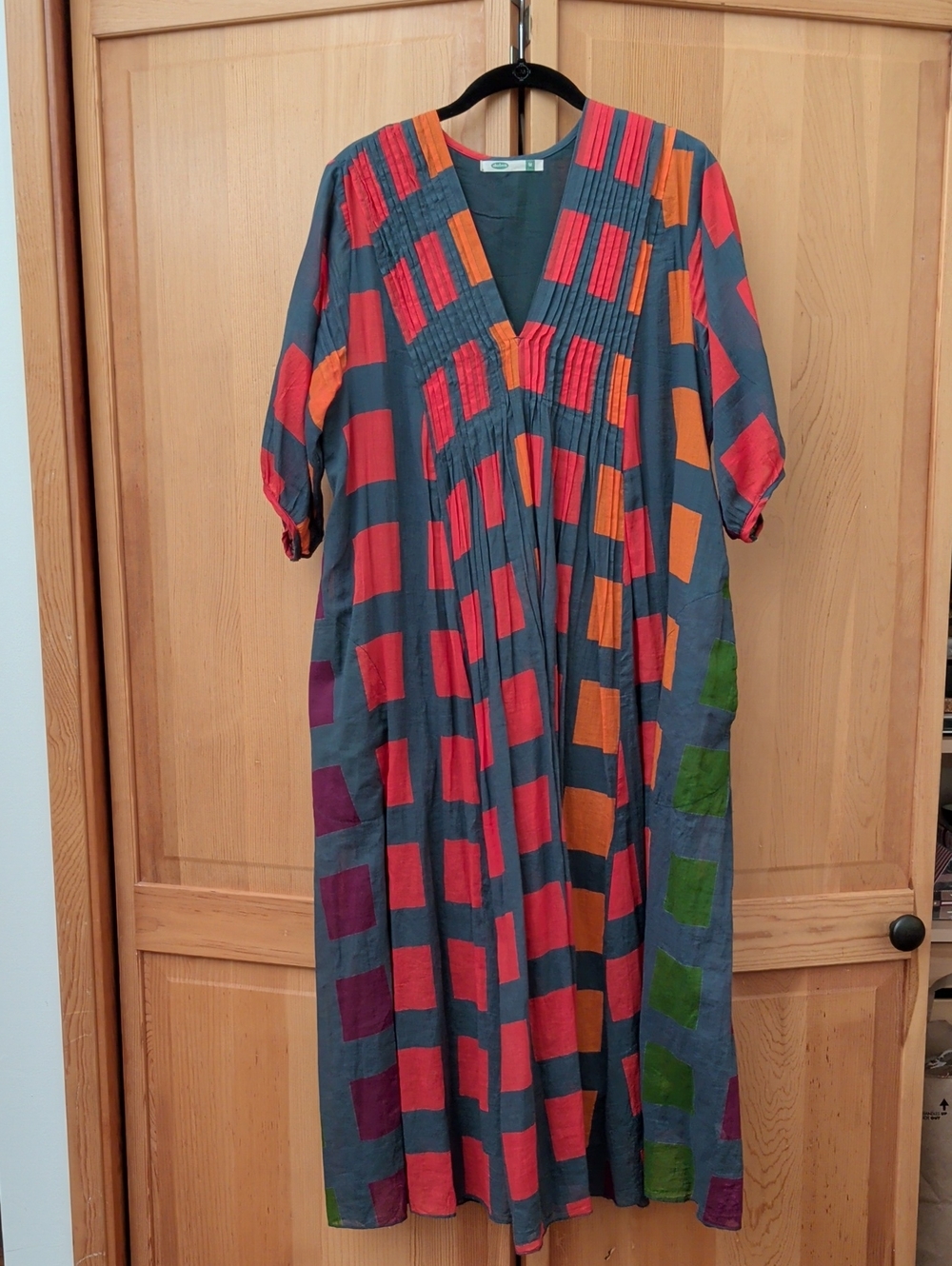 Dolma Pleated Colorblock Maxi Dress